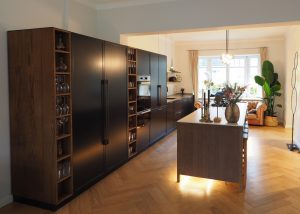 Küche mit Kochinsel vom Tischler in Hamburg – Hamburger Möbel
